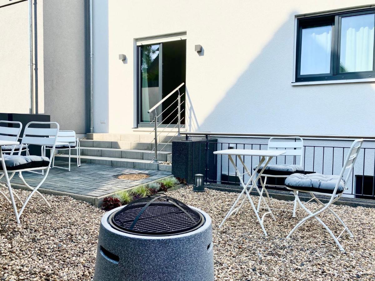 Modernes Apartment, Terrasse Und Garten Am Lilienthalpark Im Suedwesten Berlins Eksteriør bilde