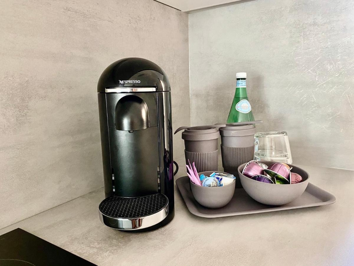 Modernes Apartment, Terrasse Und Garten Am Lilienthalpark Im Suedwesten Berlins Eksteriør bilde